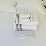 Apartamento équipé-climatisé Avec Balcon Au Mourillon à 20m De La *