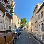 Apartamento équipé-climatisé Avec Balcon Au Mourillon à 20m De La