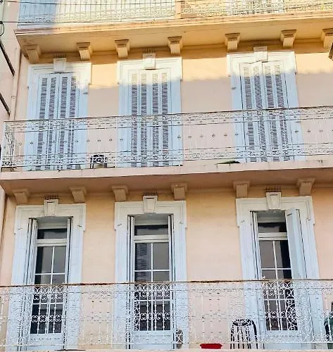Equipe-climatise Avec Balcon Au Mourillon A 20m De La 아파트