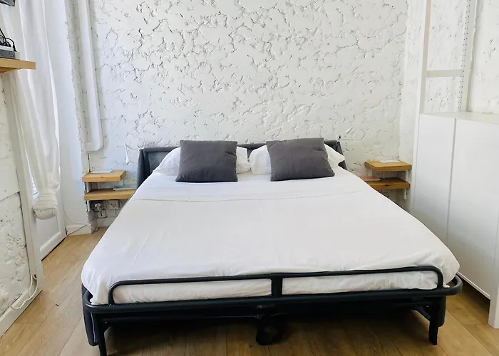 Appartement équipé-climatisé Avec Balcon Au Mourillon à 20m De La Toulon